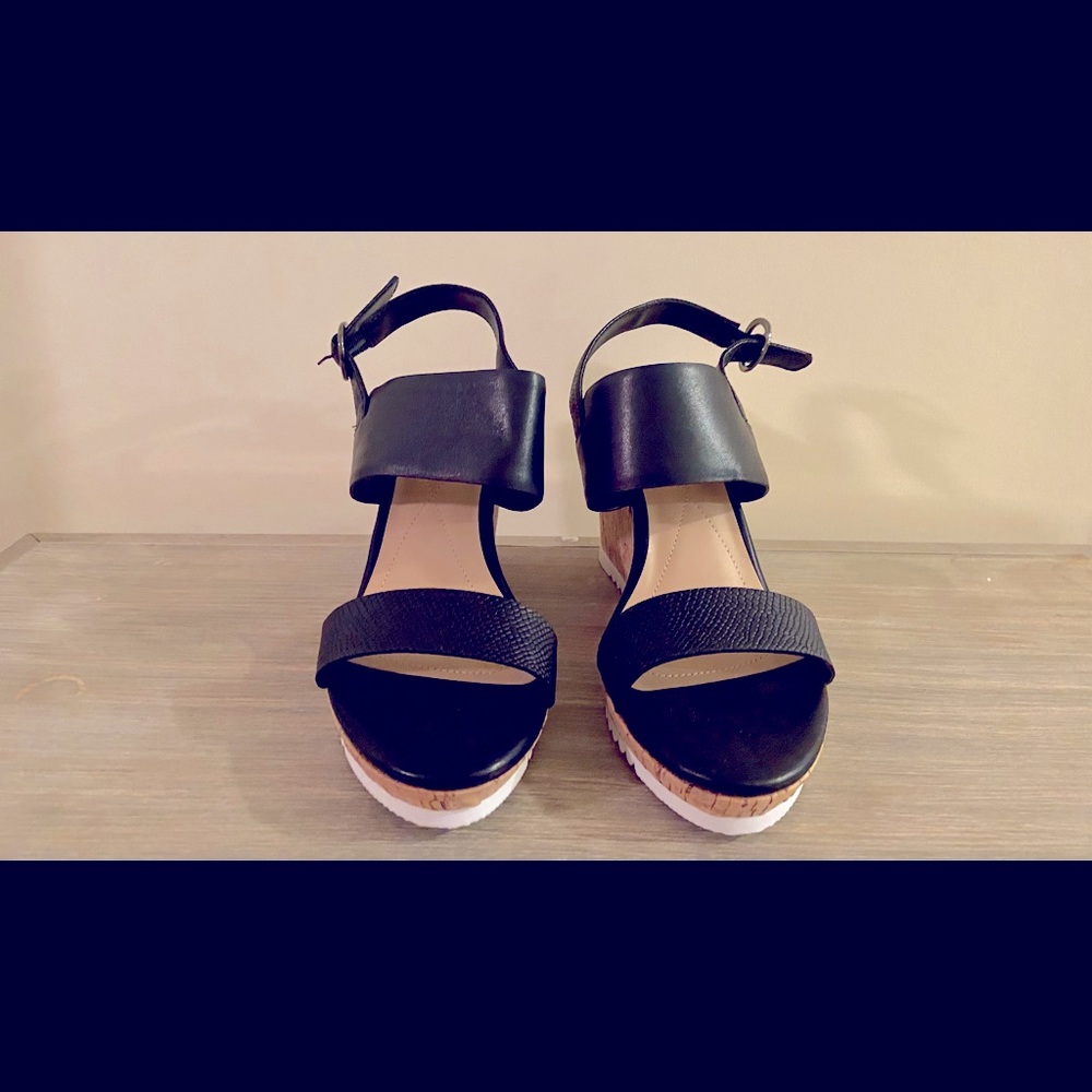 NWT Wedge Alfani Tillieep Black